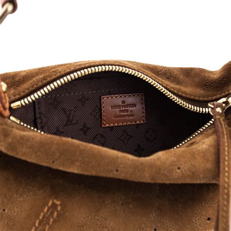 LOUIS VUITTON Suede Mahina Onatah PM Cacao